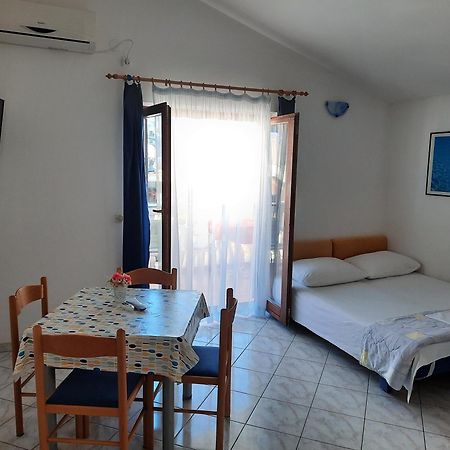 Apartmani Maver Свети-Филип-и-Яков Экстерьер фото